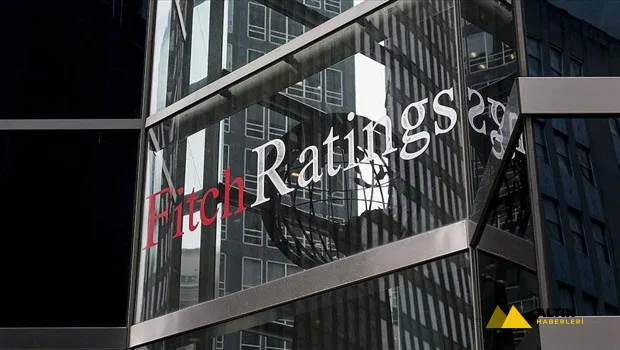 Fitch’ten Hürmüz Boğazı uyarısı: Petrol fiyatları 120 doları görebilir