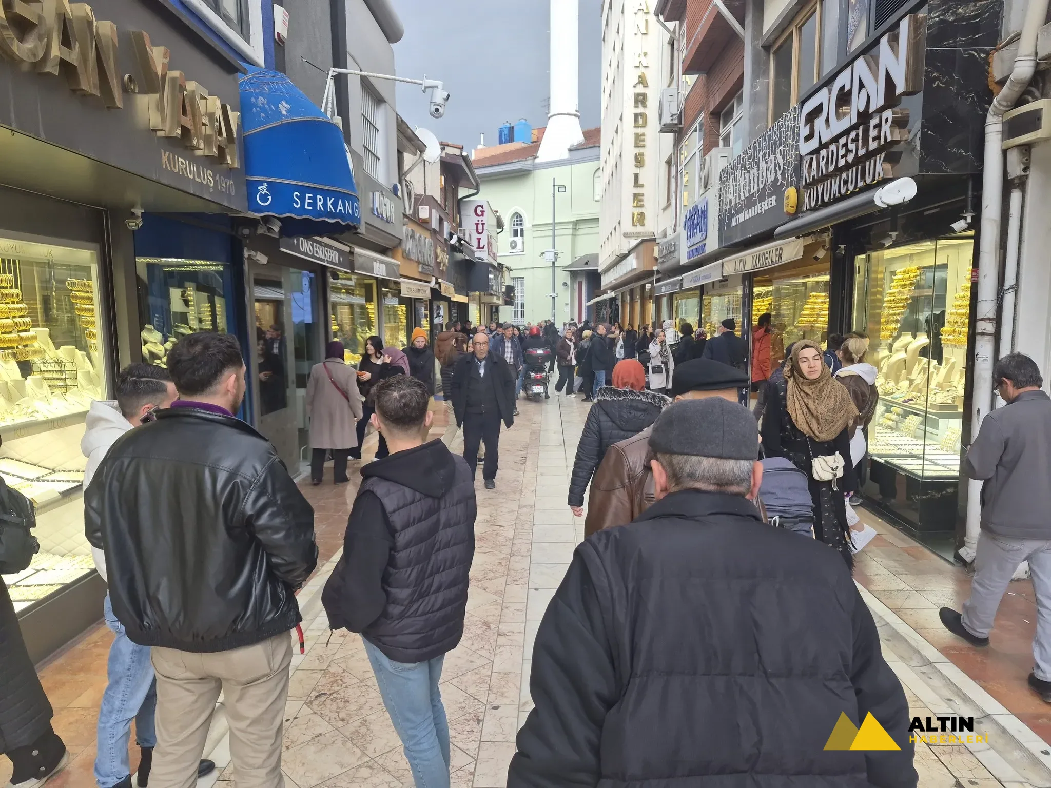 Pide değil altın kuyruğu! Fiyat düştü Kapalıçarşı'da talep patladı