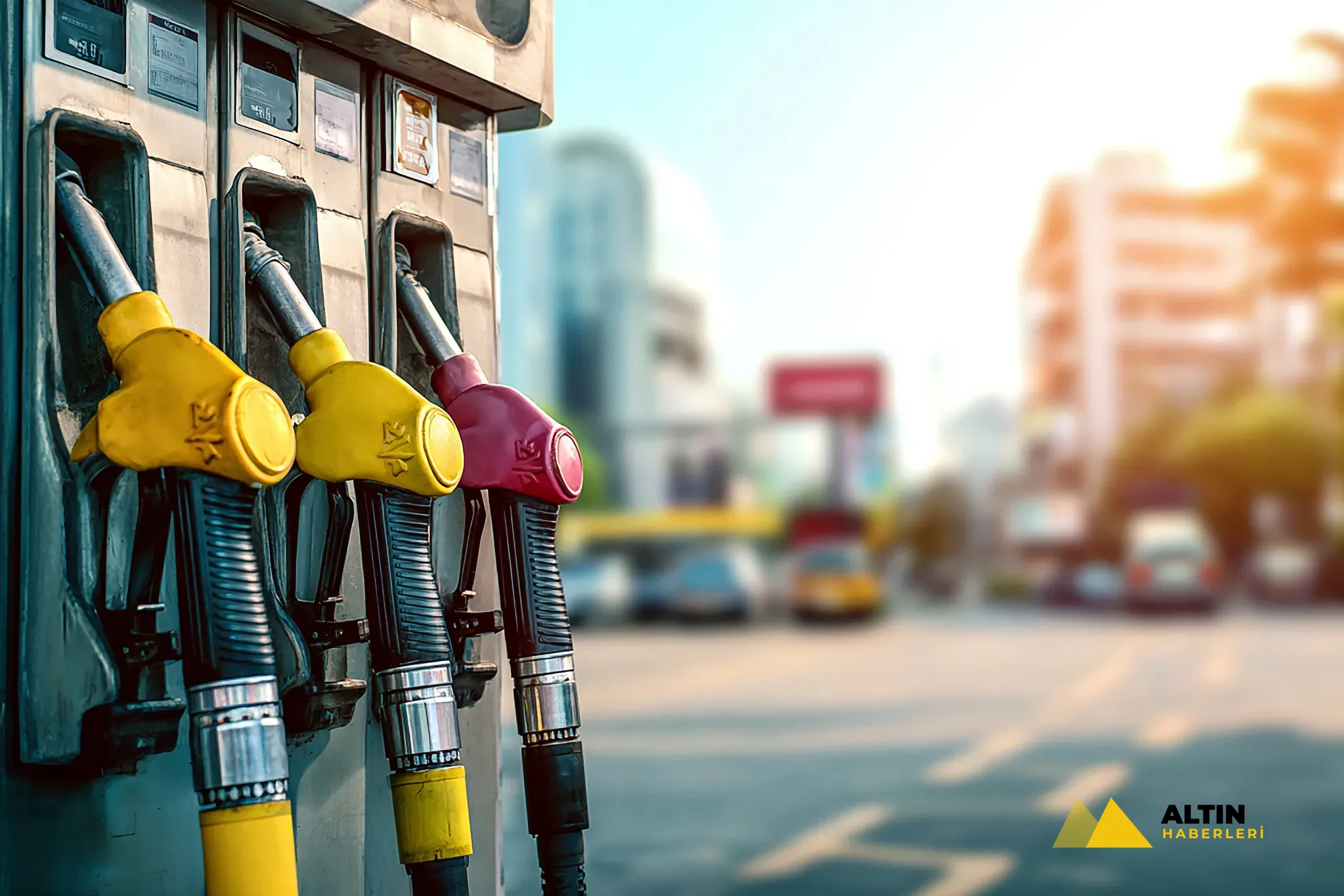 Akaryakıt krizi tırmanıyor! Kalibaf'tan benzin çıkışı: "Bu fiyatları özleyeceksiniz"