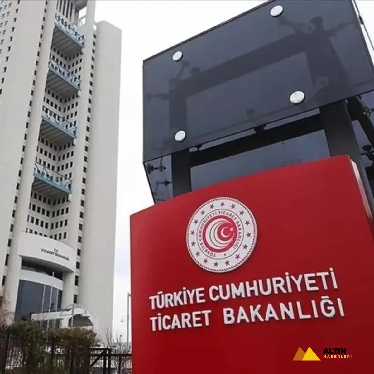 Ticaret Bakanlığı martta 599 firmaya dahilde işleme izin belgesi verdi