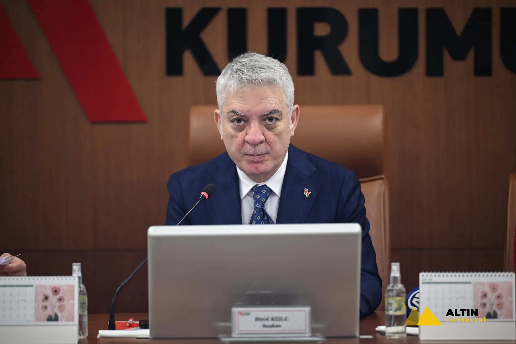 Reklam ve gelir kaybı mercek altında! Gazete ve televizyonlara nefes aldıracak reçete