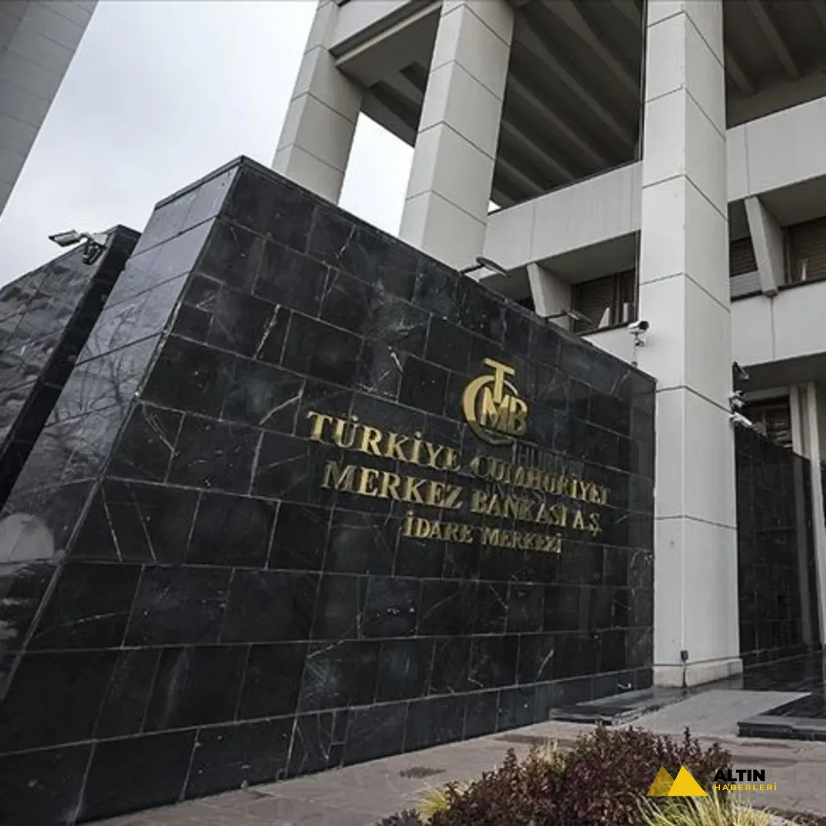 Merkez Bankası rezervleri 165,5 milyar dolar oldu