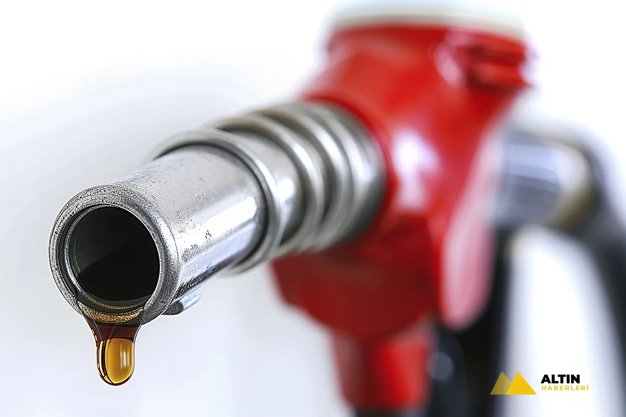 Motorine indirim geldi: Litre fiyatı 1,05 lira düştü! 5 Ağustos İstanbul, Ankara, İzmir akaryakıt fiyatları