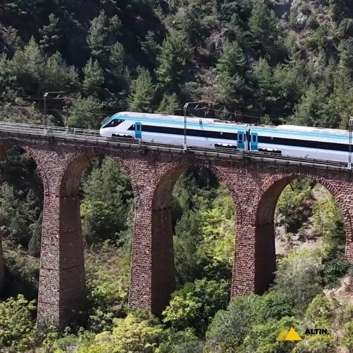 Milli Hızlı Tren’de seri üretim başladı! Bakan Uraloğlu: Toplam 14 set üretmeyi hedefliyoruz