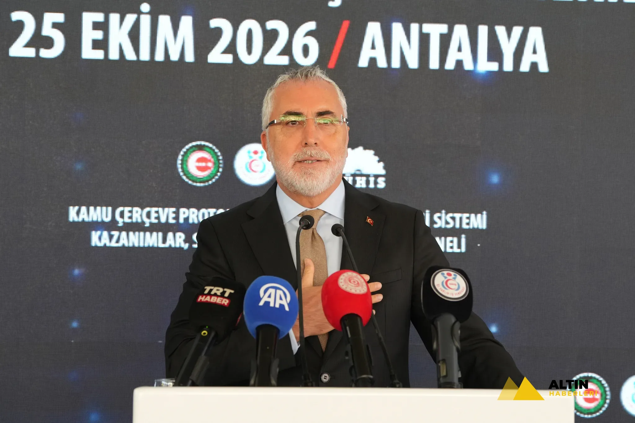 600 bin kamu işçisini yakından ilgilendiriyor! Bakan Işıkhan'dan yeni toplu sözleşme açıklaması